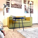 Panoramic Lil\' Paris